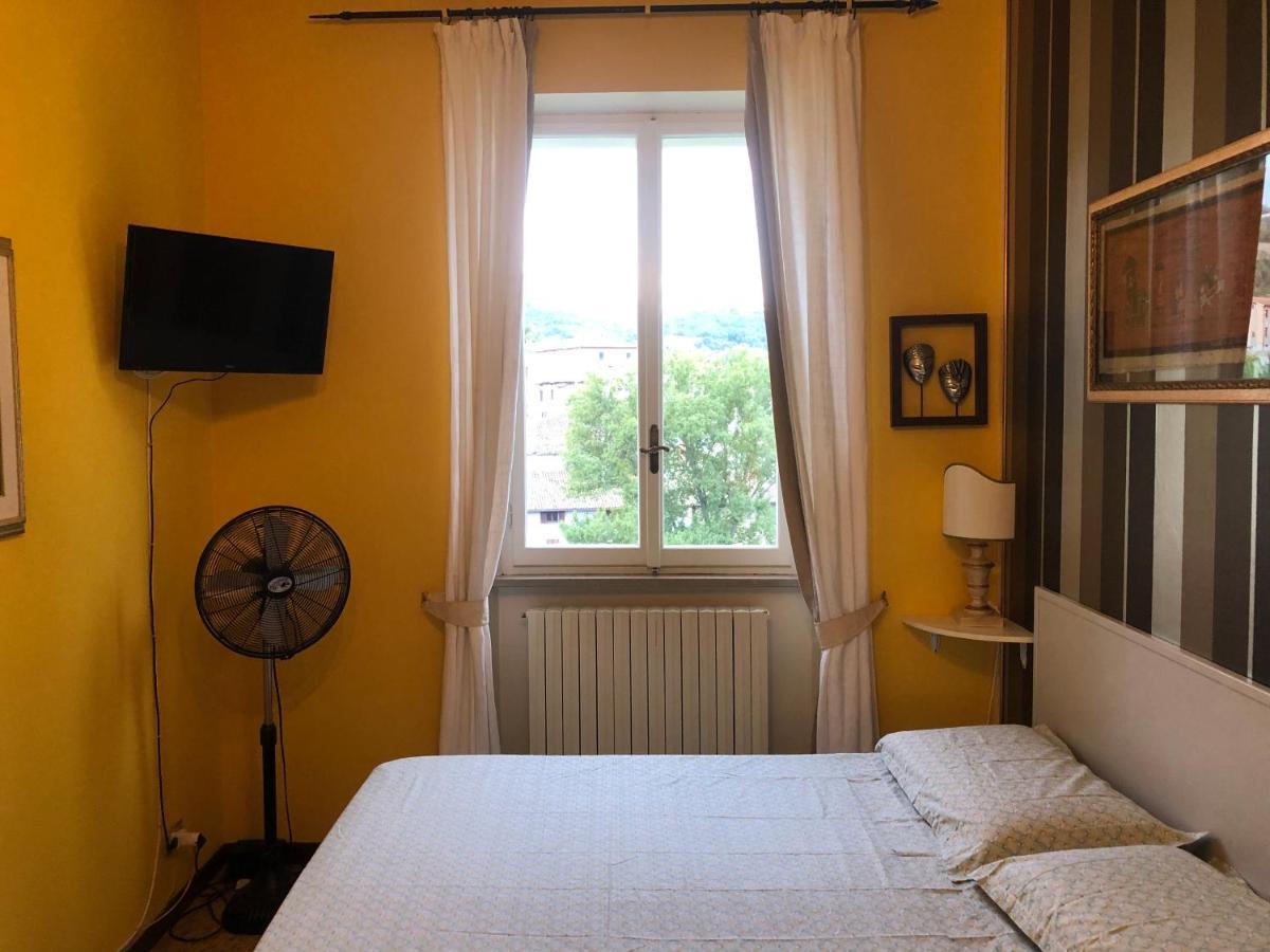 La Finestra sul Fiume Bed & Breakfast Fossombrone Exterior foto