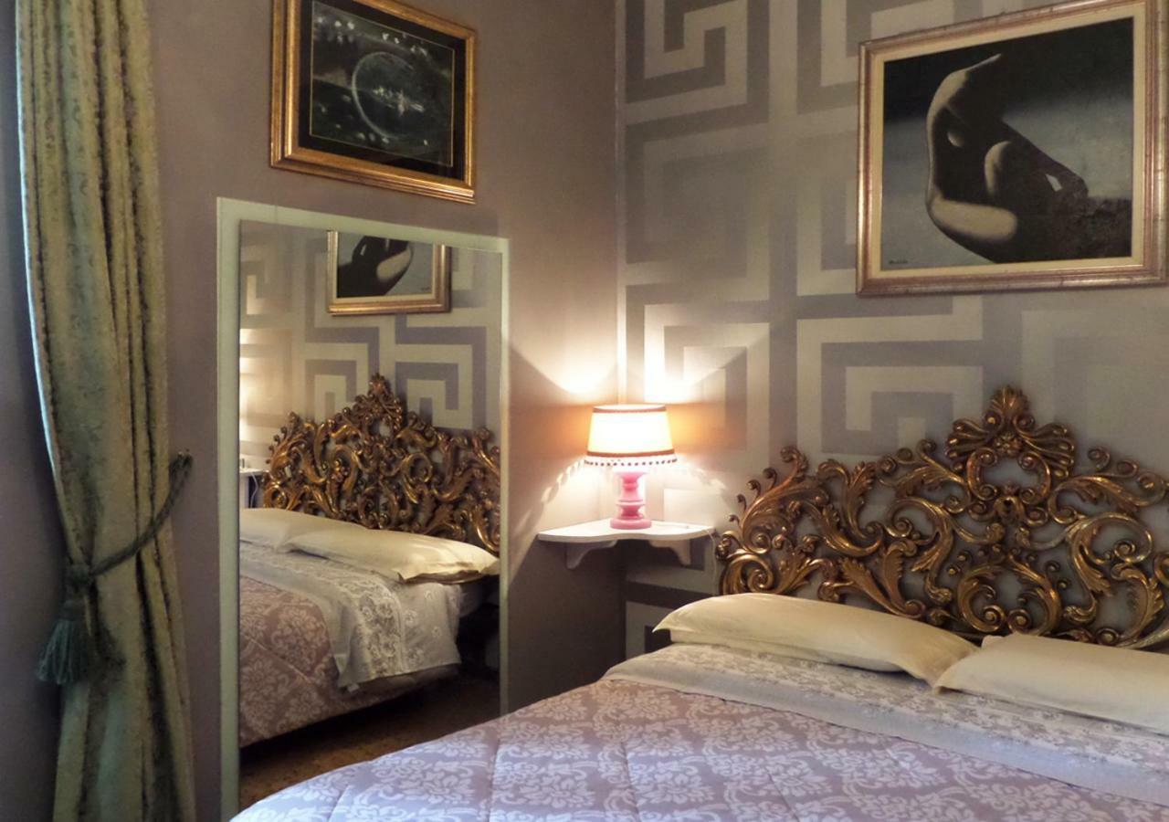 La Finestra sul Fiume Bed & Breakfast Fossombrone Exterior foto