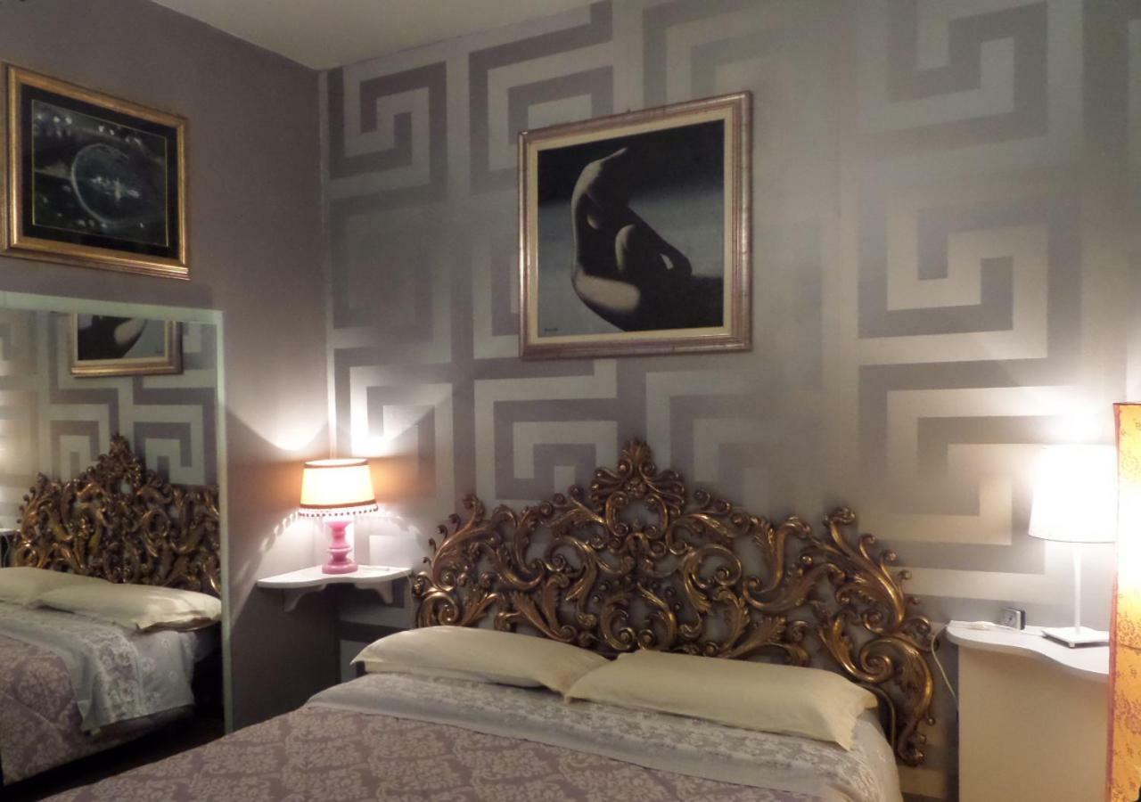 La Finestra sul Fiume Bed & Breakfast Fossombrone Exterior foto